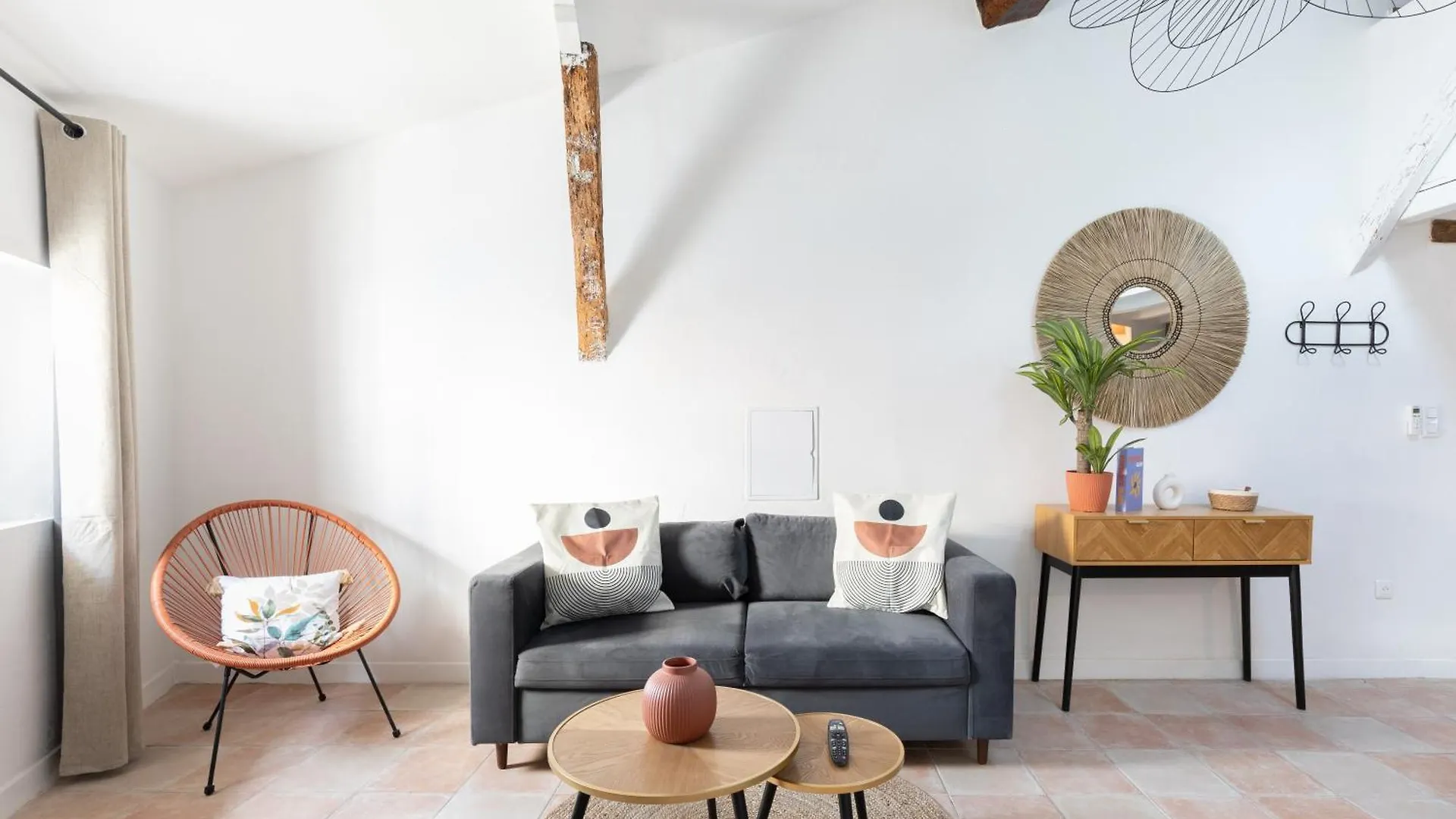 Le Van Gogh - Hypercentre - Clim - Wifi - 4 Pers Saint-Remy-de-Provence