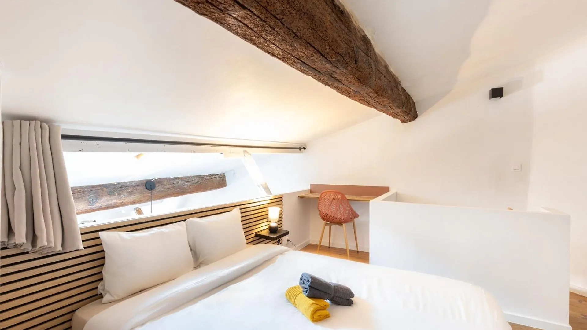 Le Van Gogh - Hypercentre - Clim - Wifi - 4 Pers Saint-Remy-de-Provence