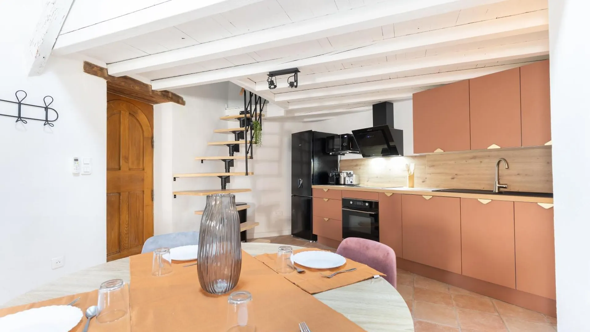 Le Van Gogh - Hypercentre - Clim - Wifi - 4 Pers Saint-Remy-de-Provence 0*,  France
